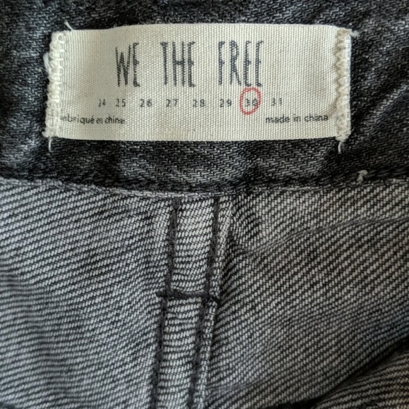 Free People ‘We the Free’ Cutoff Denim Shorts - Picture 4 of 5